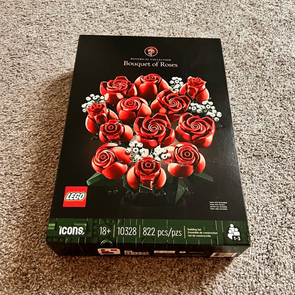 Lego #10328 Icons Bouquet of Roses Botanical Collection/Unique Display **NIB**